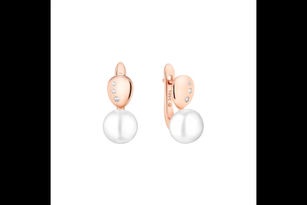 Picture of Gaura pearl earrings