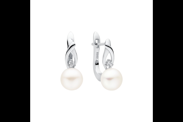 Picture of Gaura pearl earrings