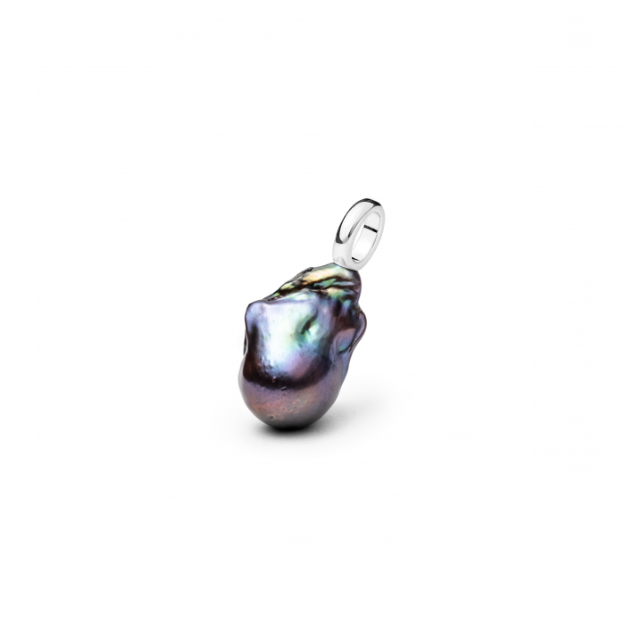 Picture of Gaura Pendant with Pearl
