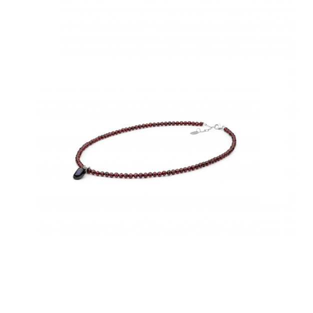 Picture of Gaura pearl and garnet necklace